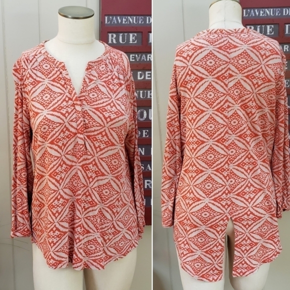 Lucky Brand | S reddish orange and white top tuxedo hem - Picture 2 of 10